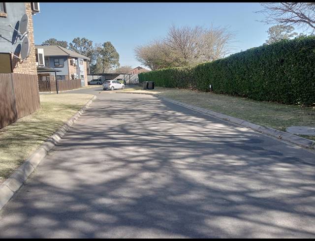 1 BEDROOM SECTIONAL TITLE FOR SALE IN COMET